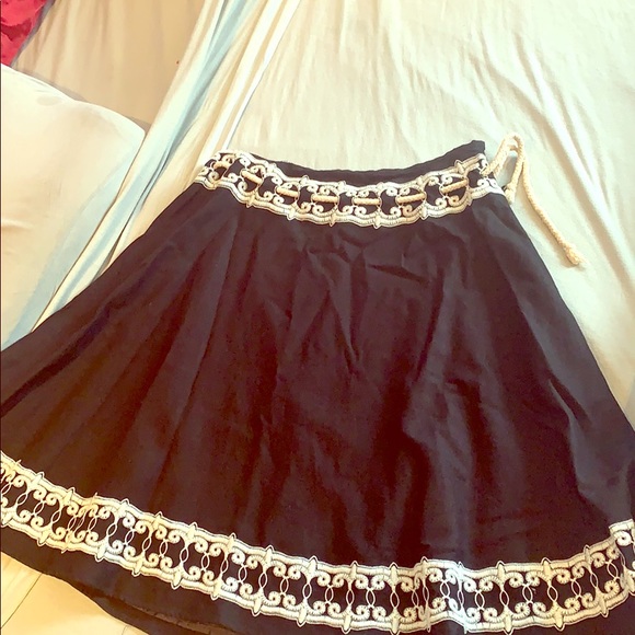 Linen skirt - Picture 2 of 3